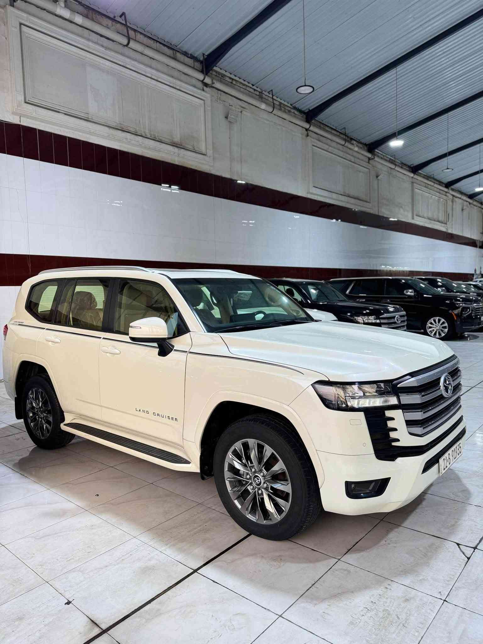لاندكروز 2024ساز كفاله عامه ماشيه 25الف سياره اخت زيرو نضافه 100/100 مغلفه نانو GXR توين تيربو موصفات ساز لاستفسار ***********
