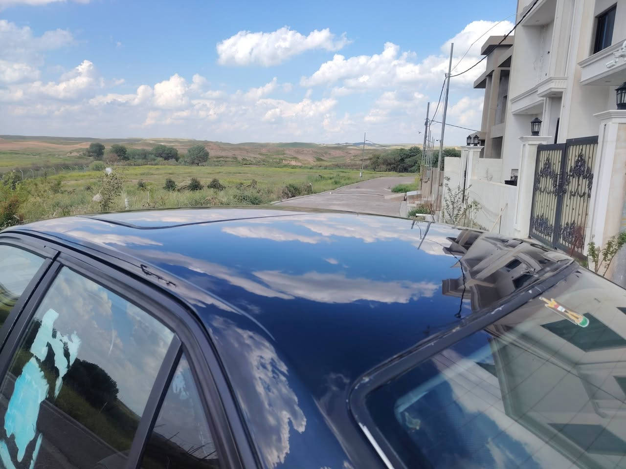 Bmw 525
موديل ١٩٩١  سياره فول
سعر ٥٥ بي مجال  لتفاصيل اتصل ع رقم
***********
