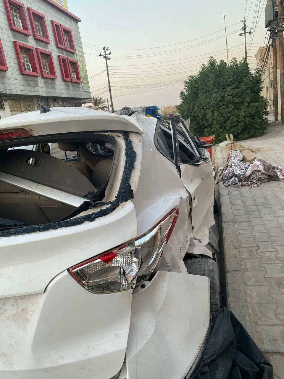 توسان رقم كربلاء للبيع على وضعها موديل ٢٠١٤ ***********
