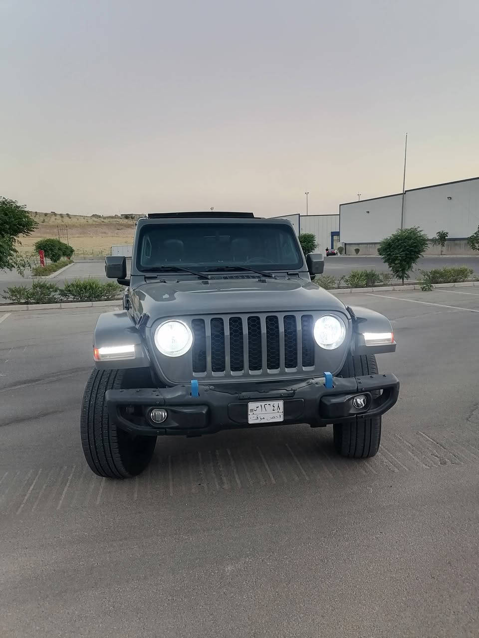 ل jeep wrangler لون اسمنتي مميز فحص بغداد موديل 23 محرك 6بوند جاملغ صبغ شاصي الامامي مبدل دبل اكسن كشنات جلد هيتر وتبريد ماشيه 61كم سعر 165$عنوان سياره دهوك للتواصل *********** كورك وتساب سقف سياره بانروما
