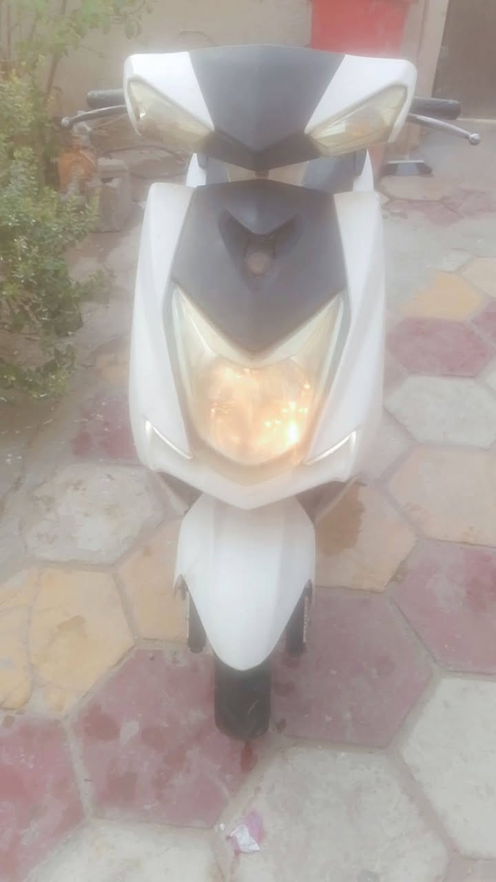 سلام عليكم سكنس لبيع دراجه نضيفه شلعه معدل شرط مكينه نعمه كهربايات كله شغاله اي نقص ما بيه سعر 300 بيه مجال رقم ***********‬‏ متواجد على فيس
