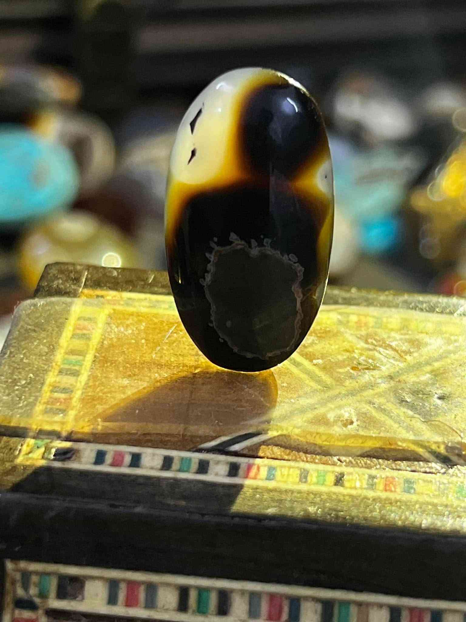 سلام عليكم نموذج من العقيق المصور الطبيعي و ع فحص 
واكو بعد غيرة واحلى اسعار من 20 الى 50 الف كل قطعة وسعرها التعجبة قطعة ينورني ع خاص
او ع رقم واتساب *********** يوجد توصيل جميع محافظات العراق
