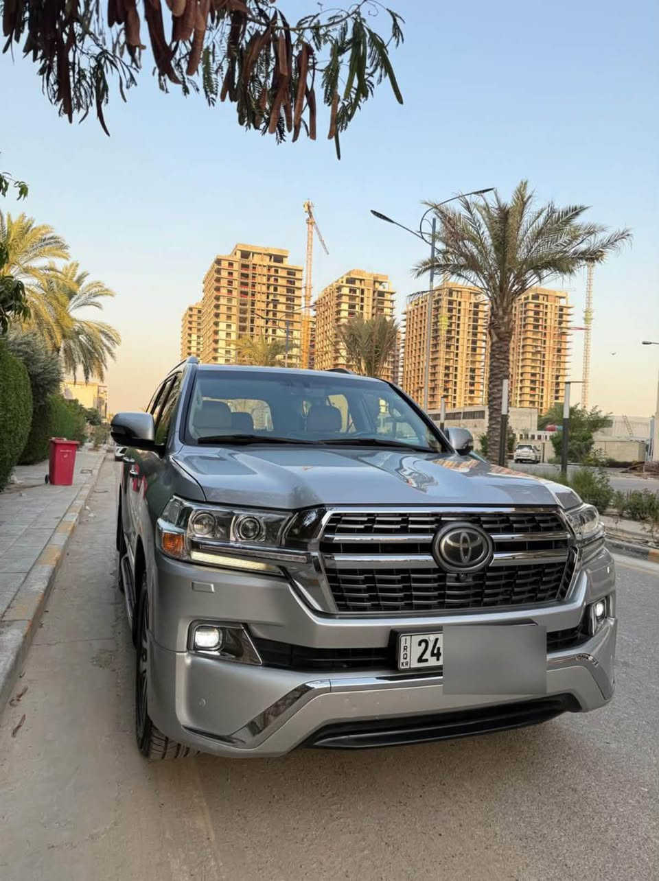 السلام عليكم
لاندكروز 2017 
اعلى فئه Vxs✅
V8_5700
لون رصاصي 
رقم دهوك تحويل ثاني يوم باسمي 
بدون صبغ او ضرر ✅
فقط رصعات اثنين بقبغ الصندوق ✅
السياره ماشيه 163 الف كيلو متر 
السياره بغداد اليرموك 📍
سعرها 51.500 $ ✅
***********☎️
للبيع او مراوس حسب السياره ✅
