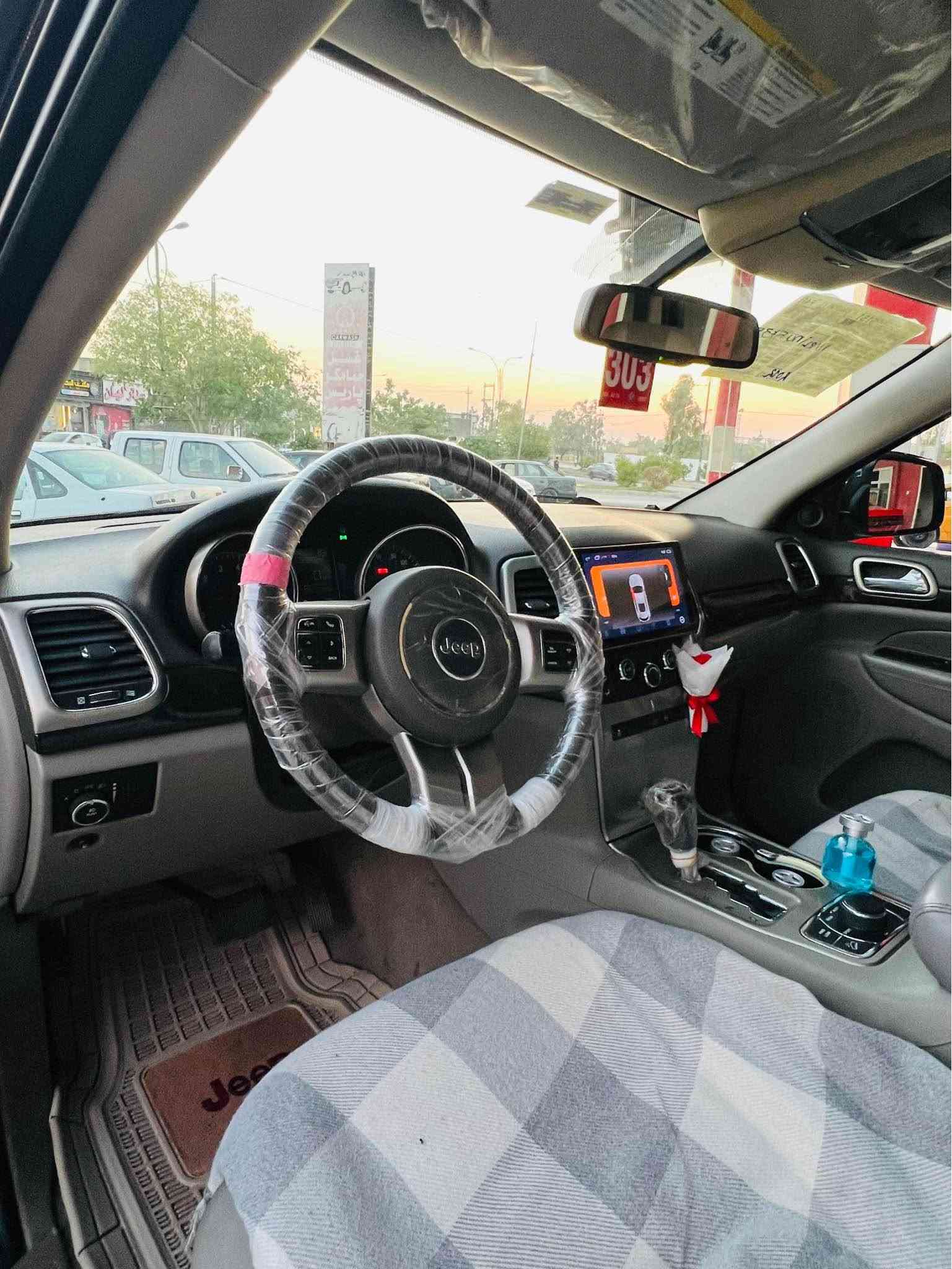 لاريدو ٢٠١٢ • 4x4 • بدون صبغ كركوك