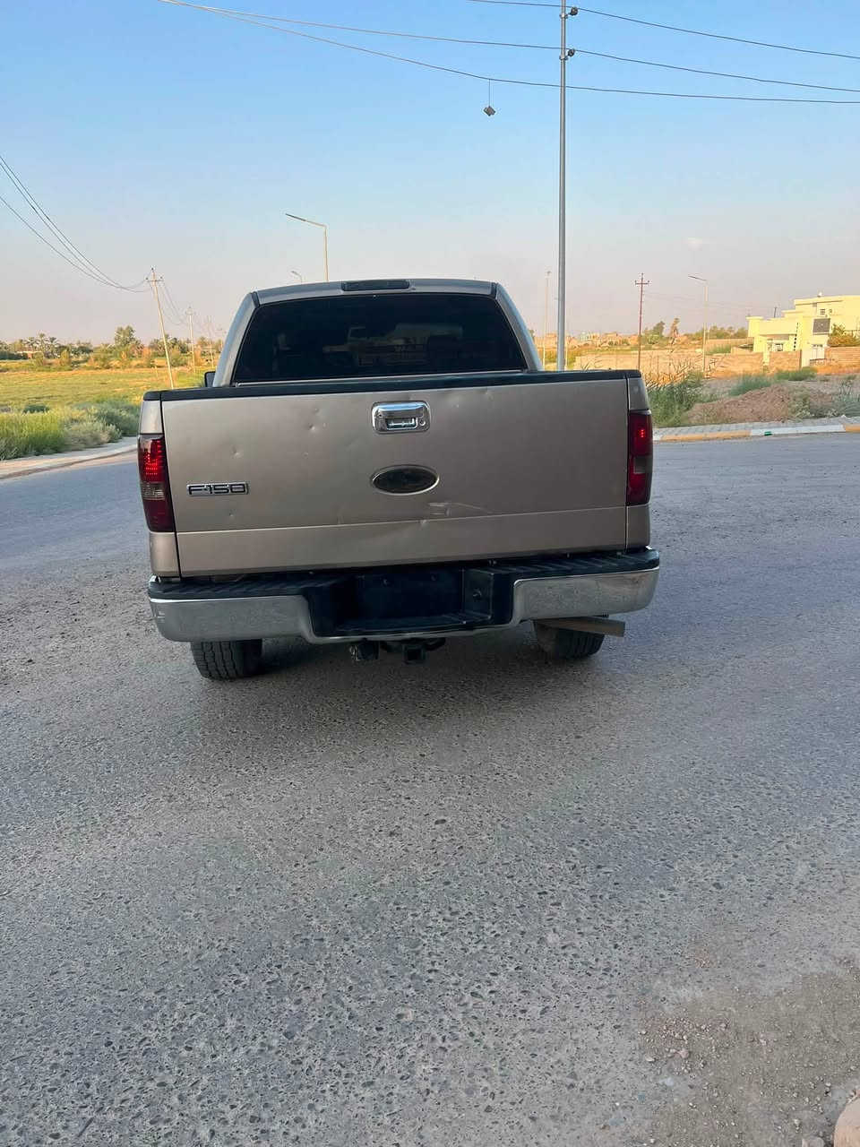 🔷 فورت للبيع 🔷

فورت أمريكي أف 150  
موديل 2005 
السياره ادوات بدون كص       مال مزاد اوراقها ضايعه 
كير محرك ( ففتي ) 
اطارت نظيفه
صدر نظيف 
سياره جاهزه 
🔷
السعر المطلوب 48 $ 
بيها مجال بسيط للشراي 
يرهم مراوس باي سياره 
حسب القناعه 
العنوان بيجي   

التواصل على الرقم ***********
