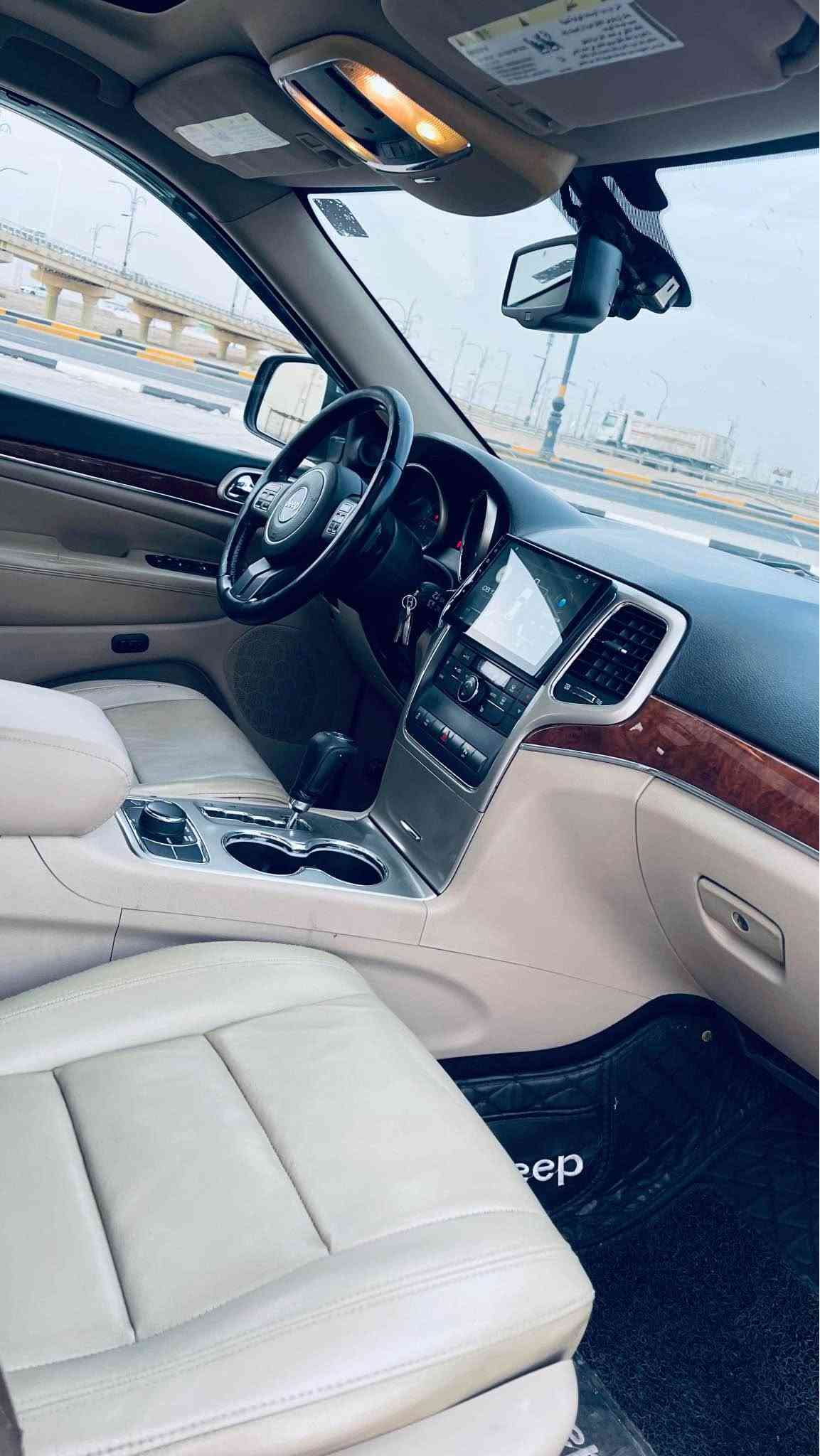 لاريدو لمتد • ٢٠١١ • ٥.٧ هيمي