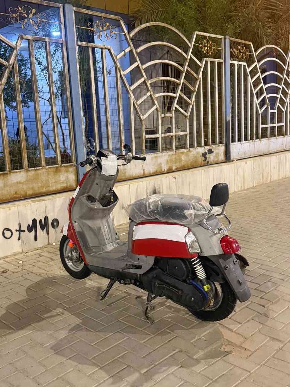 بوليسي للبيع او مراوس ببوليسي فقط دراجه كفاله عامه برغي مامفتوح بيه كلها ع بلاد نضافه شوفه عينة كهربائيات كلها شغاله من طول لطول سعره 800 مجال كلش قليل مكاني كزيزه رقمي ***********
