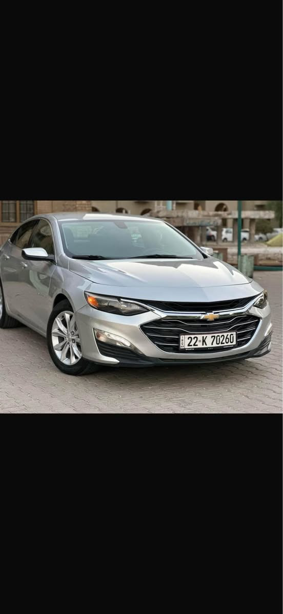 🚘للبيع فقط شفروليه ماليبو LT موديل 2022

• الممشى: 38 ألف مايل قابل للزياده ( ممشى امريكا ٢٩ الف مايل )
• فئة LT مواصفات معروفه

• سيارة استخدام بيت ومحافظ عليها ومعتني بيها تبريد ثلج بلادي
• الصيانة أول بأول سياره اعتماديه عمرها مافشلتتي صارلها سنتين عندي
• ميكانيك السيارة كله على وضع الشركة وما مملعوب بأي جزء
• الصدر الأمامي جديد قبل أسبوعين بدلته موجوده الوصولات يم العماد
• السياره بدون صبغ الحادث سطحي، فقط جاملغ جهة عكس السائق وتم استبداله بنفس اللون ، ايرباك دركه ستيرن فقط وتم استبداله بقطعه وكاله صور الحادث مرفقه

• مركب عليها عدسات شمسي أصلية وقويه وضمن القوانين
• صيانه دوريه عند أرض الشوفر 
• جميع أغراض الوكالة والكتلوكات موجودة.
• السيارة باسمي، سنويتها سارية وشرط التحويل ( رقم مميز )

💰 السعر المطلوب: ١٣٠ ورقة وبالعافيه على الي ياخذها 
سونارها موجود مال مندلاوي واي مكان تحب تفحص عادي

مكانها بغداد اعظميه سبع ابكار
*********** بغداد, العراق

