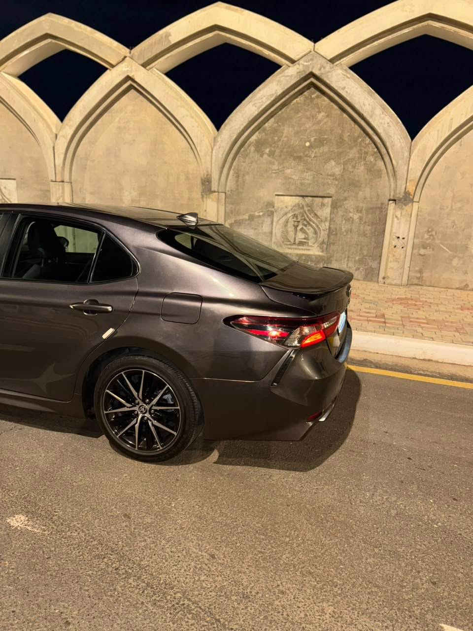 سلام عليكم 
كامري 2024 SE 
حادث خلفي بجم كبس  
صور الحادث بالمنشور موجودة 
190$
كربلاء *********** كربلاء, العراق

نص مكتوب في الصور:
- 54263694