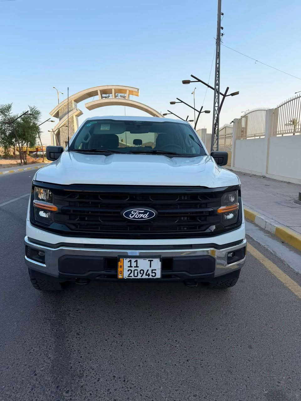 السلام عليكم فورد F150 امريكي 2024 سياره بحاله الشركه ماشيه 10000 سياره حيل جديده وجاهزه محرك 6️⃣ سلندر توين تيربو سياره هايبر د  المرغوب تخم ويل وتاير امريكي سياره حدثها جامغ وصور الحادث بلمنشور السعر 285 مكاني الانبار فلوجه رقم الهاتف ***********////***********
