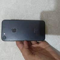 ايفون ٧ • نضيف • بطارية ١٠٠