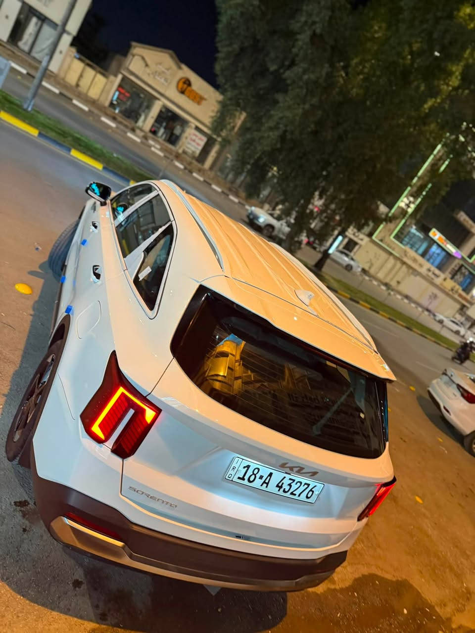 ا لسلام عليكم. للبيع. سورنتو. V6.  2024. ويل. 19. . 

رقم السياره بابل.  الانكليزي.  ماشيه. 1000 

المواصفات.  
1 زنون LED. 
كشافات. 
2ال داخل  اسود. وبيجي. 
3. داتو شو 
4 بردات خلفيه 
5تبريد 6 قطع. 
6   جنطه.  كهرباء.    شاشه.  متصل.  وباقي الموصفات معروفه.   السياره مال بيت.  وجديده  
سبعه. راكب.   السياره. بعده. بلزكات. الشركه. واضح بل صوره.  وكفاله عامه.  
سعر اتصل. وبيك خير ودلل.   وااذا ما عحبتك الله يرزقك. غيره 

***********. اباالحسن. ‭***********‬.   

مكان السياره حله.
