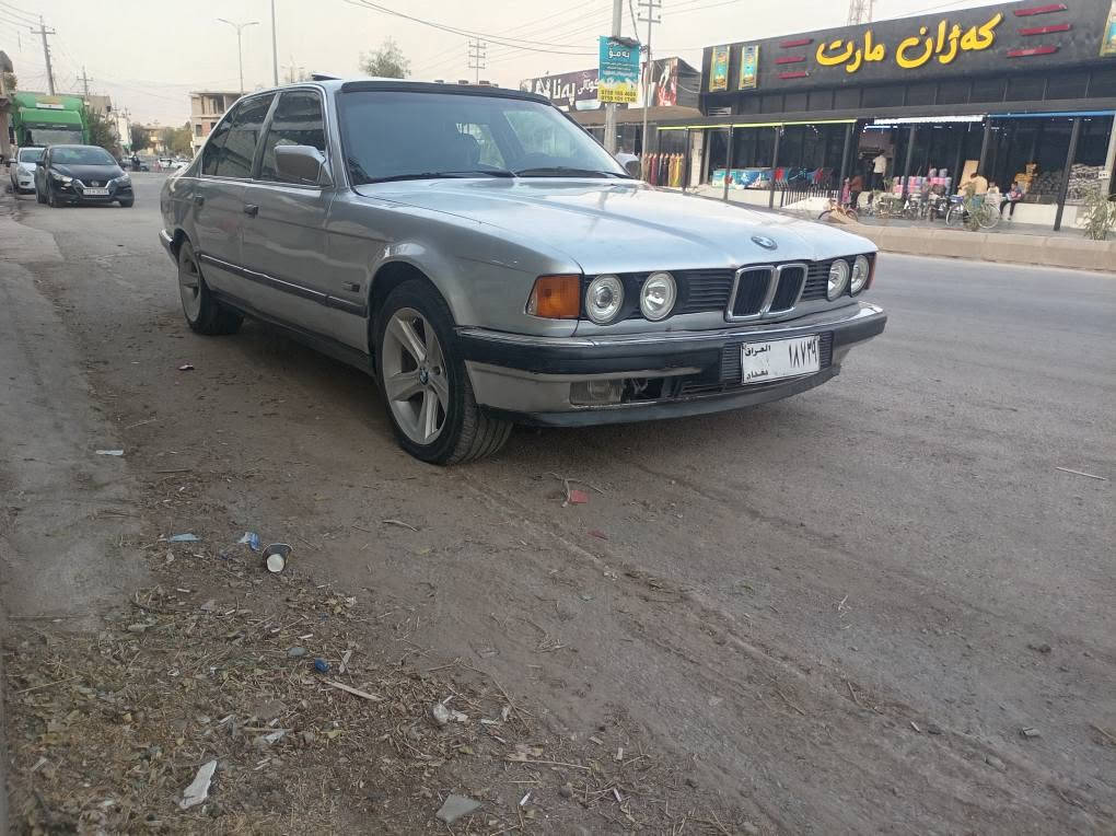 سڵاوبئم 730بۆفرۆشتن مۆدیڵ 1993ئاڕمی هه ولیرە ئاڕمو ئە وە لیاتوموسوبڕاوە بە شە رت فوڵ فوڵە گیڕومە کینە و تە قەوڕە قە ی بە شە رت سعریشی 28کە میک ماعمە لە *********** السليمانية, العراق
