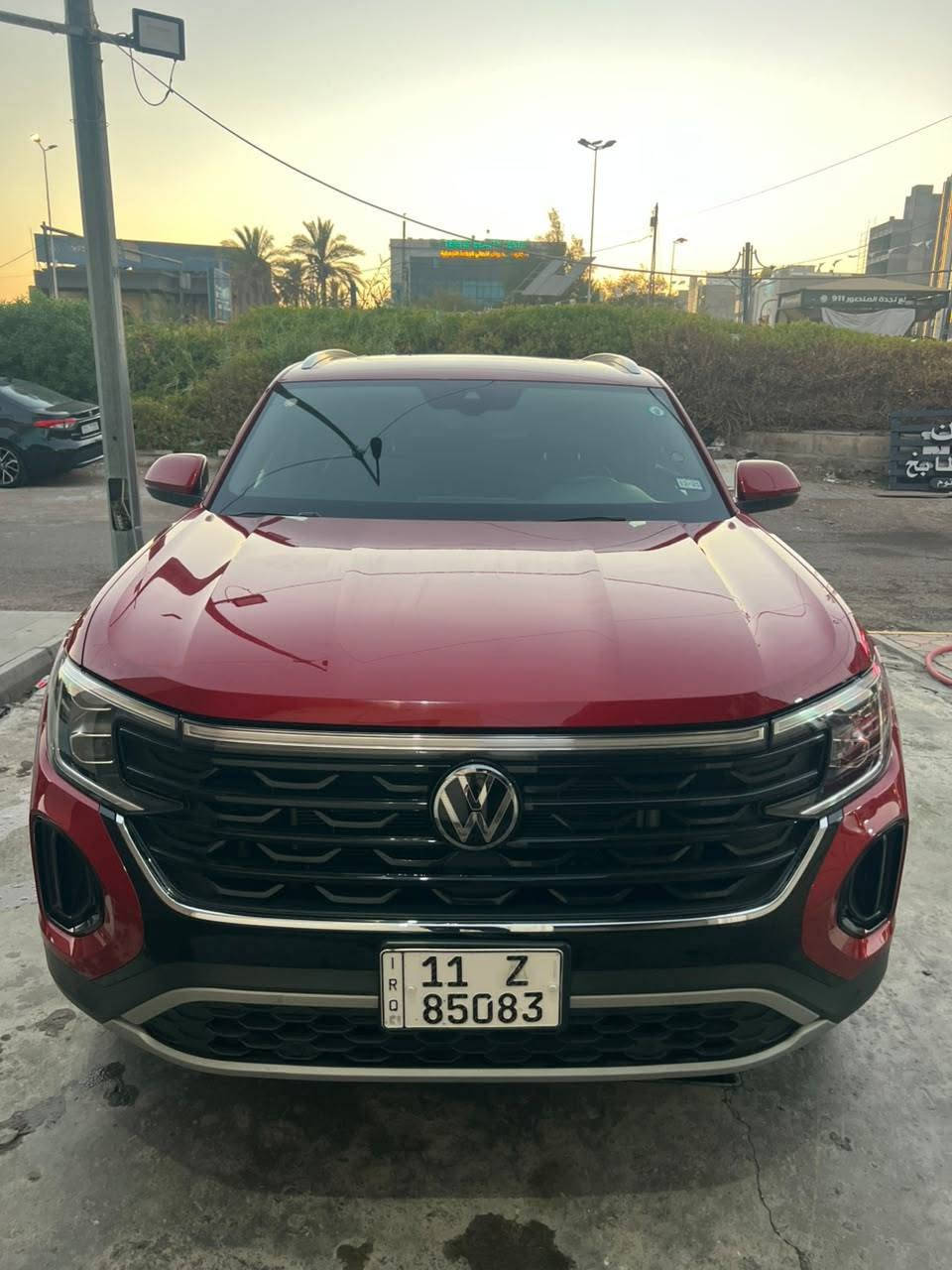 السلام عليكم
للبيع 
فوكس واكن أطلس موديل 2024
فئة SE  بغداد وبأسمي
ماشيه 28 M 
محرك 2000 TURBO 
269 حصان  370 نيوتن عزم دوران

حادث الباب الخلفي
سيارة بانوراما 
لايت دوار 
تحكم ستيرن شفتات ستيرن 
شحن لاسلكي
تبريد 3قطع  
توقف ذاتي 4 وضعيات قيادة 
كشن كهرباء عدة صندوق كاملة 
تدفأة وتبريد كشنات  السياره فول مواصفات
سعر  290 ورقة بيهة مجال لشراي
للأستفسار اتصل ***********
واتساب ***********
