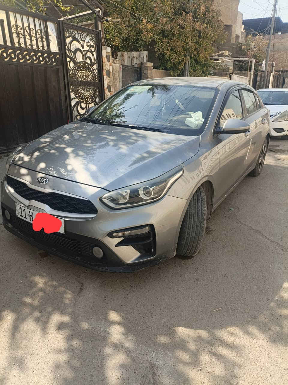 السلام عليكم سيراتو خليجي 19 ماشيه 86 كير محرك مكفول محرك1600 تبريد ثلج باقي التفاصيل بالسونار بيع او مراواس بسيراتو اقل موديل السعر 138 العنوان البياع رقم الهاتف ***********
