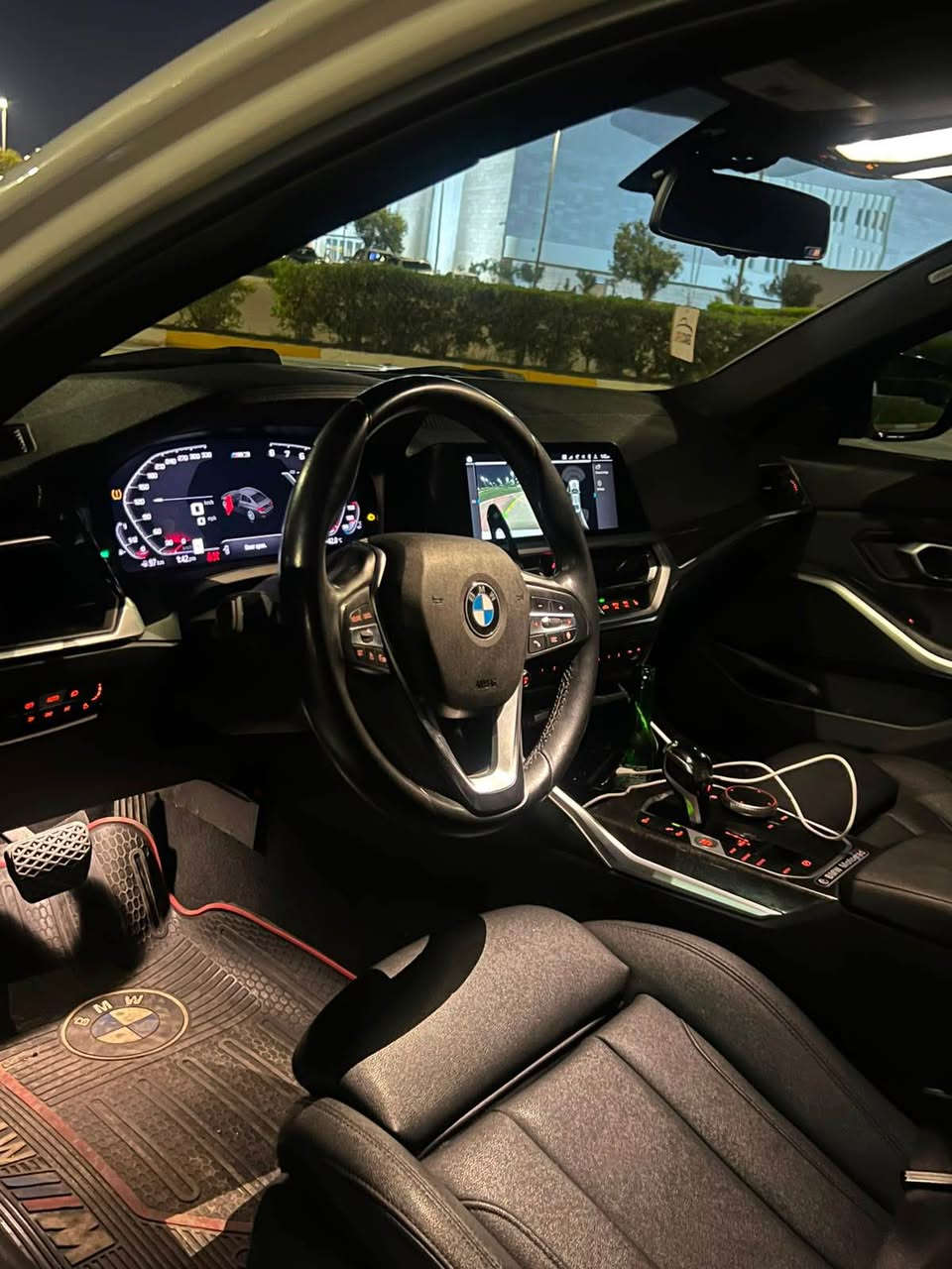 Bmw2020 
حجم٣٣٠i
قتحتين و نوز بية سبغ 
ارباك بس مال بردة تاك 
شانصي بدنة مابي 
سيارة گير محرك بشرت 
سيارة حيل حلوة جديدة
*********** أربيل, العراق
