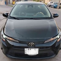 االسلام عليكم كورلا ٢٠٢١ نضيفه جدآ(ياباني اصلي)(J) اسود شذره مكينه ١٨٠...