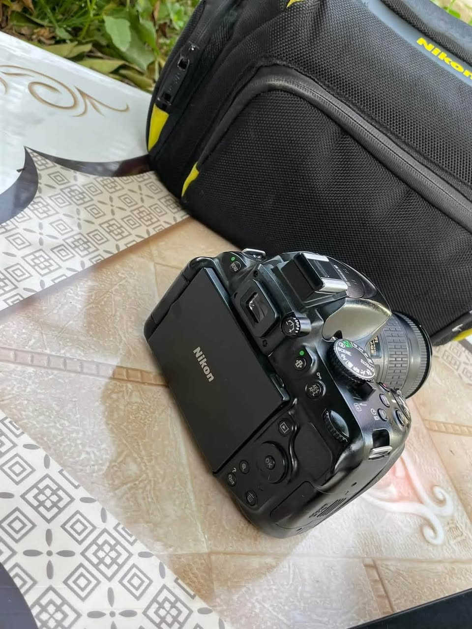 للبيع
نيكون 5200. D

 الملحقات 
عدسه 55.18 اوتو فوكس 

رام 32 كيكه الاصلي مال وكاله
جنطه
شاحنه
بطاريه
نظافه 100%
المكان بغداد قرب ساحه عدن 
للاستفسار اكثر التواصل على الخاص او الاتصال ***********
