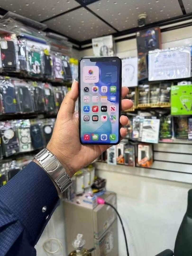 آيفون ١١ برو ماكس • ٢٥٦ • بطارية ٨٦٪