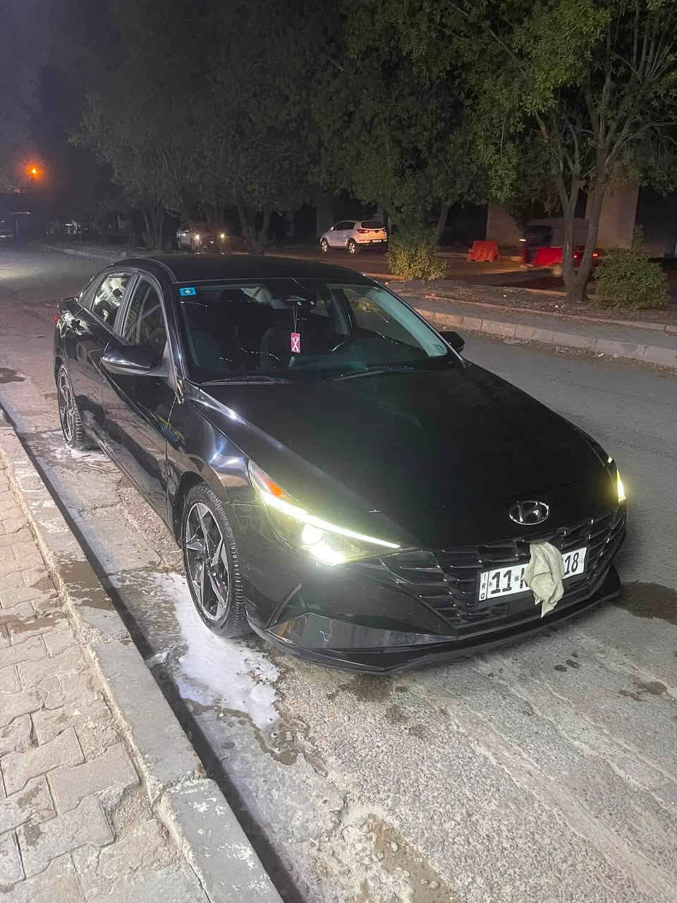 بيع فقط سلام عليكم النتره وارد أمريكي للبيع موديل 2023حادثها موجود للمنشور لسياره كفاله من الشواصي والغود واليرباك جاهزه للأخير 
صدر امامي خلفي 
تبريد 
تغم تاير 
باتري 
جديد 
شاشه 
نقطه عمياء 
كأمره دوار 
توقف ذاتي
بعد هواي مواصفات 
بسمي اني شخصين 
مكان السياره بغداد الحريه رقم تلتفون ***********
ملاحضه سياره يرادلها بوليش چيفن مستعجل عله فلوس أريد أبيع لسعر 127 مجال حك جيتك
