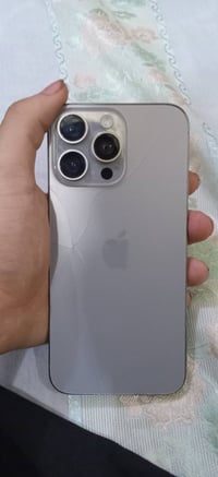 آيفون ١٥ برو ماكس • ٢٥٦ • بطارية ٨٥