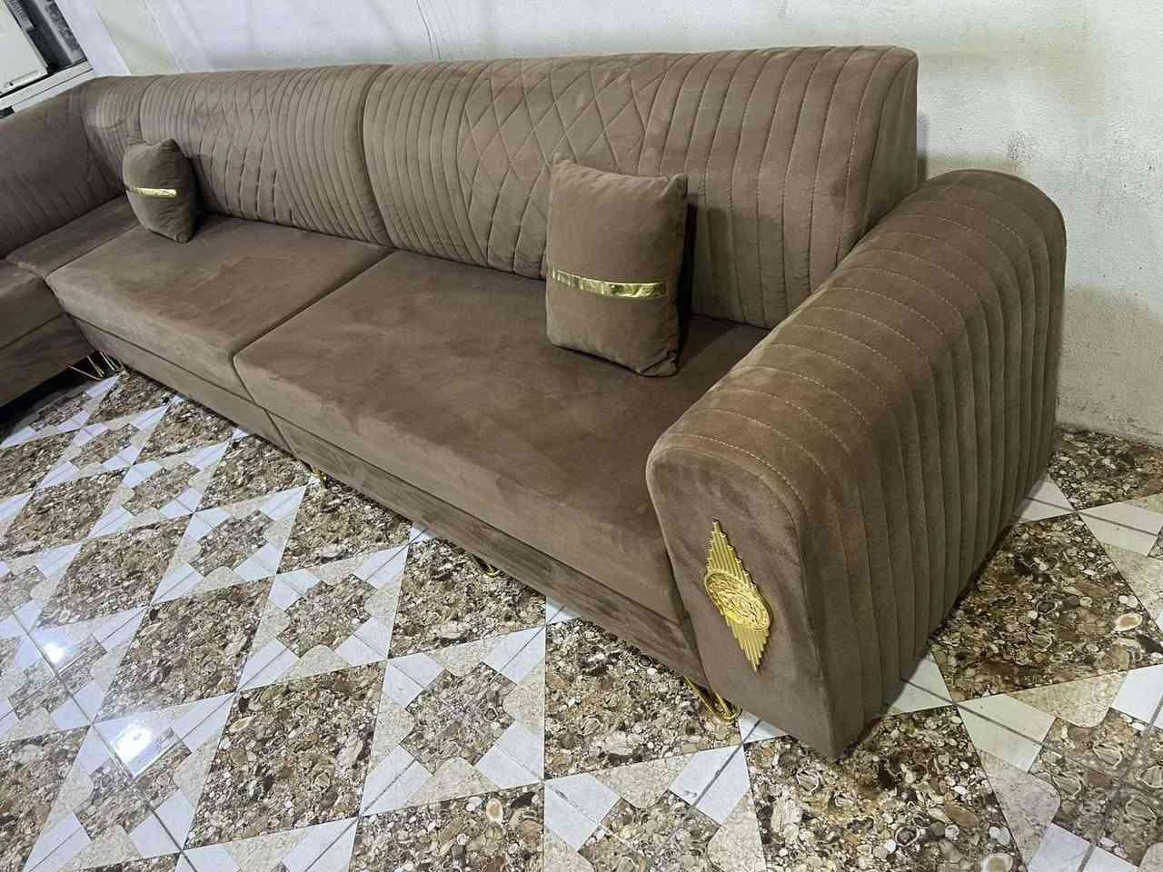 كنب • ١٣ مقعد • كلار
