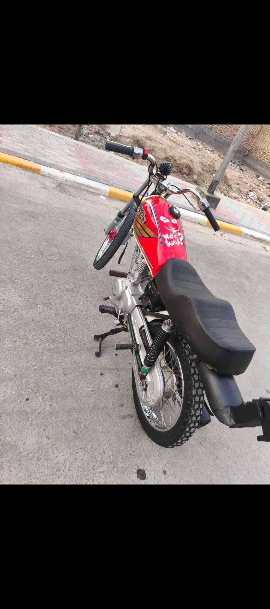للهم صلي عله محمد وال محمد ❤️ 
سلام عليكم دراجه للبيع رابيدو تعمير 2025 كلك مكفوله من كلشي شاصي نامه كفاله المكينه لا نضوح ولا تبخير و  كلش جديدة الدراجه وشرط الشلعه ول معدل ول فصله ونضافتها مثل ما موضح بل صور وحله سعرها 500 وبيها مجال للشراي مكاني ديوانيه قضاء الحمزه الشرقي رقمي ***********
