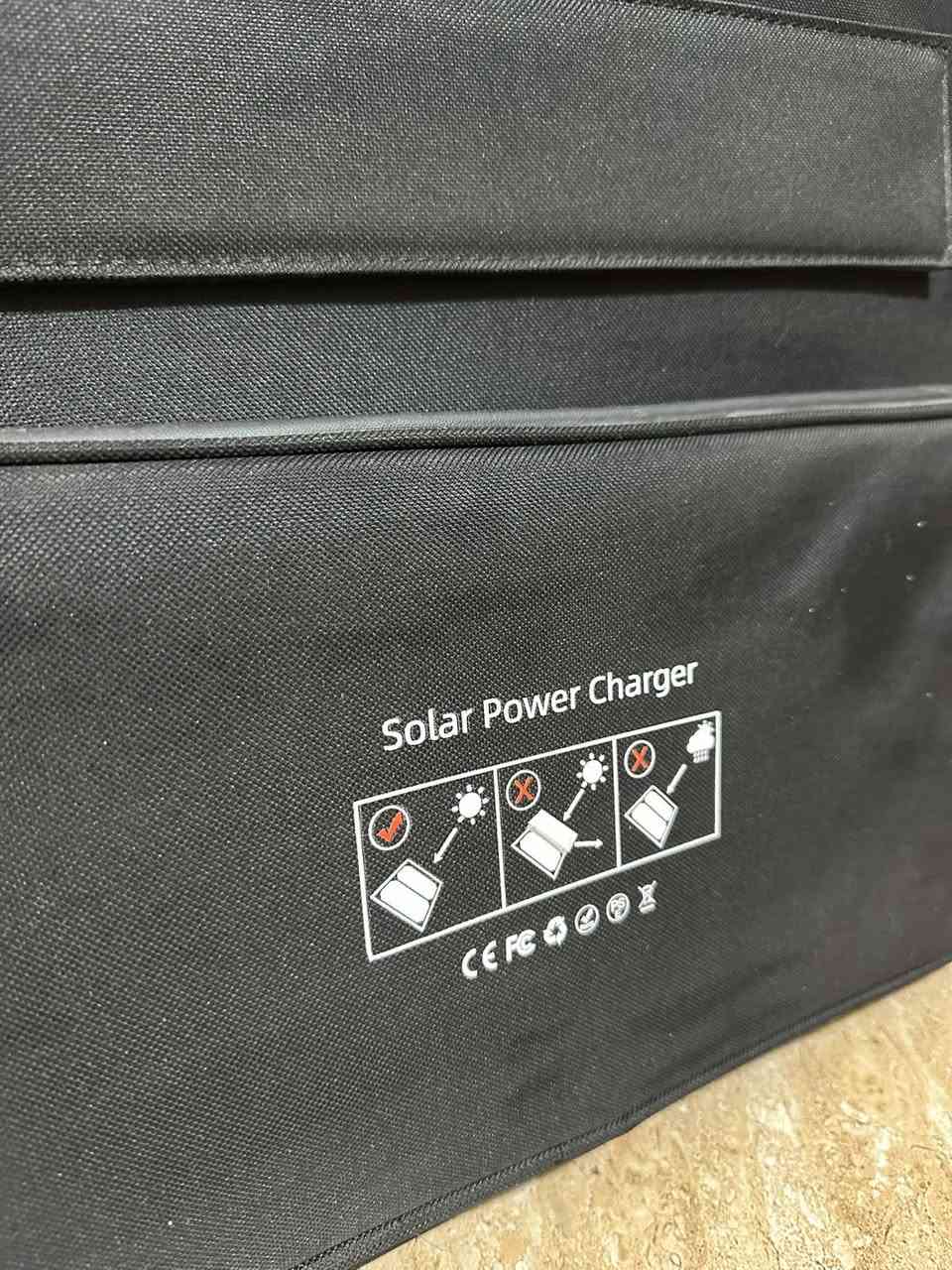 ☀️ للبيع شاحن طاقة شمسية محمول – Solar Power Charger 🔋
شاحن شمسي قابل للطي، مناسب للرحلات والتخييم والسفر، ويشتغل عن طريق الطاقة الشمسية.
✅ قابل للطي وسهل الحمل
✅ بيه مخارج USB للشحن
✅ يحتوي على كيبلات للتوصيل
✅ مناسب للرحلات والأماكن اللي ما بيها كهرباء
📩 اللي مهتم يراسلني خاص.
