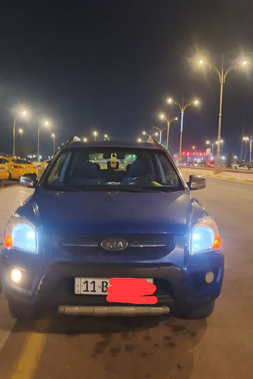 سلام عليكم كيا سبورتج ٢٠٠٩ امريكي مكينة ٦ بيها صفحة السايق وبنيد صبغ اثر جراد بس اني ابيعك احزام سيارة جاهزة من كلشي تخم تاير جديد تبريد السعر ١٠٠ ورقة وبيها مجال للطيبين اتصال *********** مكاني كربلاء
