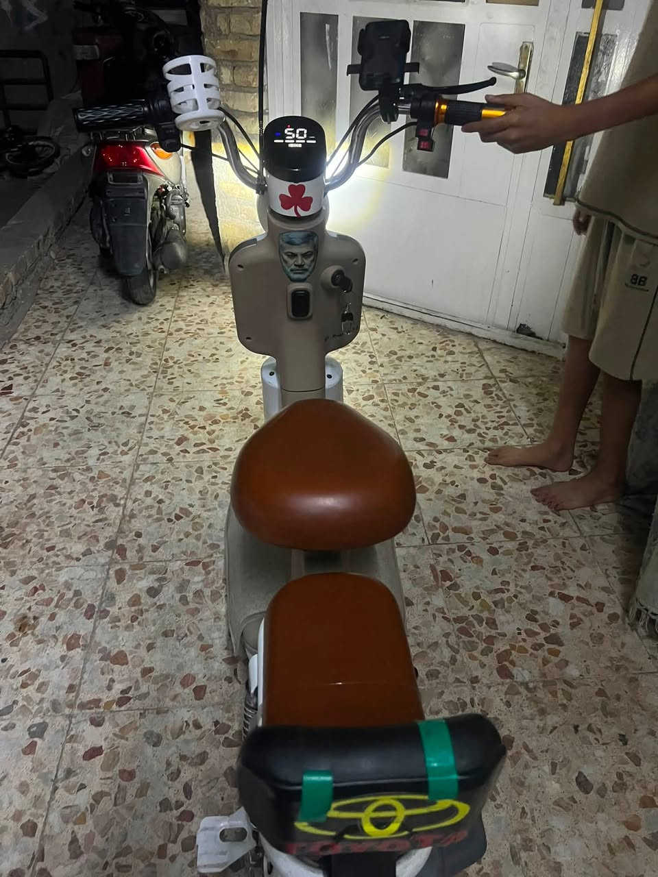 نظيفة • بطاريات • الشعب
