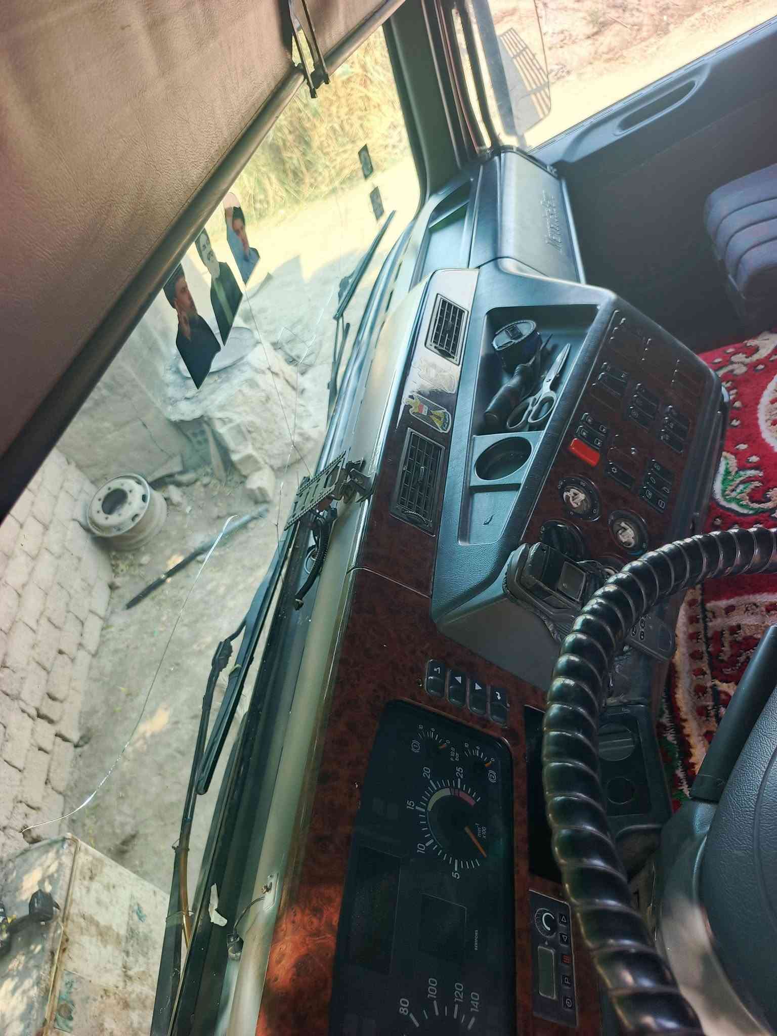 سلام عليكم اكتروز شمعه للبيع موديل 2002 محرك 43اشاصي 25 مكينه جديده تخم تاير جديد حداديه من الدعاميه للدعاميه جديده شاصي مكفول كفاله عامه من جكت البره قماره جديده قمارته مو دبلات  جبلسات السياره جوبلس امامي وخلفي اطول سبعه ونص بتريات جدد كارتون رقم قادسيه انكليزي سنويه لل31 السياره يايوم اتريد حول  ***********/***********
