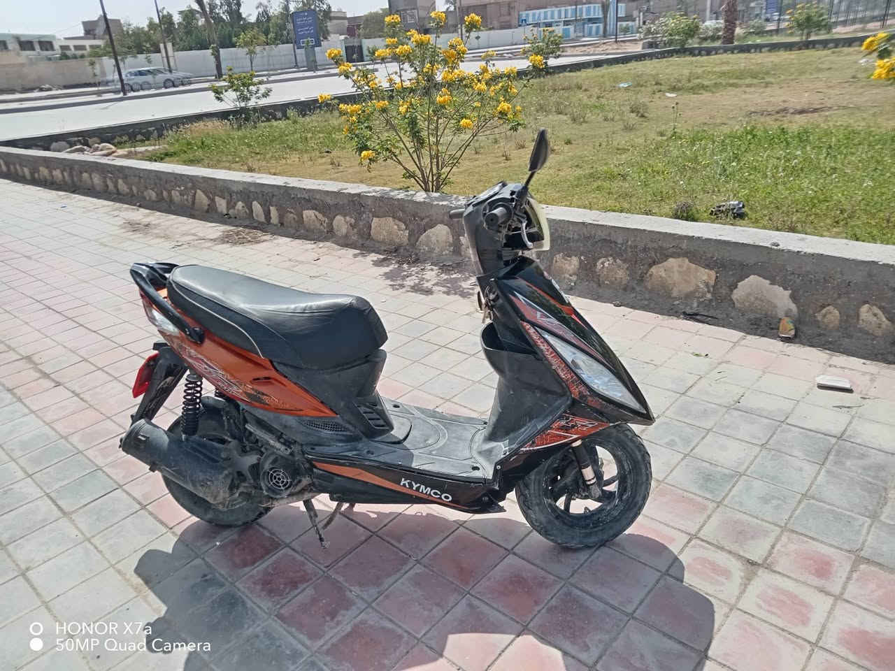 كامكو vjr للبيع عاطلة طافية ولفات ابيع كومت حديد ١٥٠ الف مكاني النجف حي ميسان ***********
