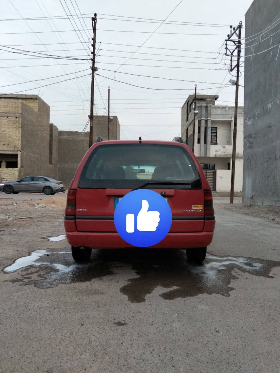 السلام عليكم أوبل أسترا للبيع موديل 1995 السيارة وارد ياباني أصل تبريد فتحة سقف السيارة بلادية سنترلوك شغال اخوان ماجاوب لخاص ولة غيرة مكاني بغداد الدورة السيارة رقم انكليزي بسمنة السعر48 رقمي ***********
