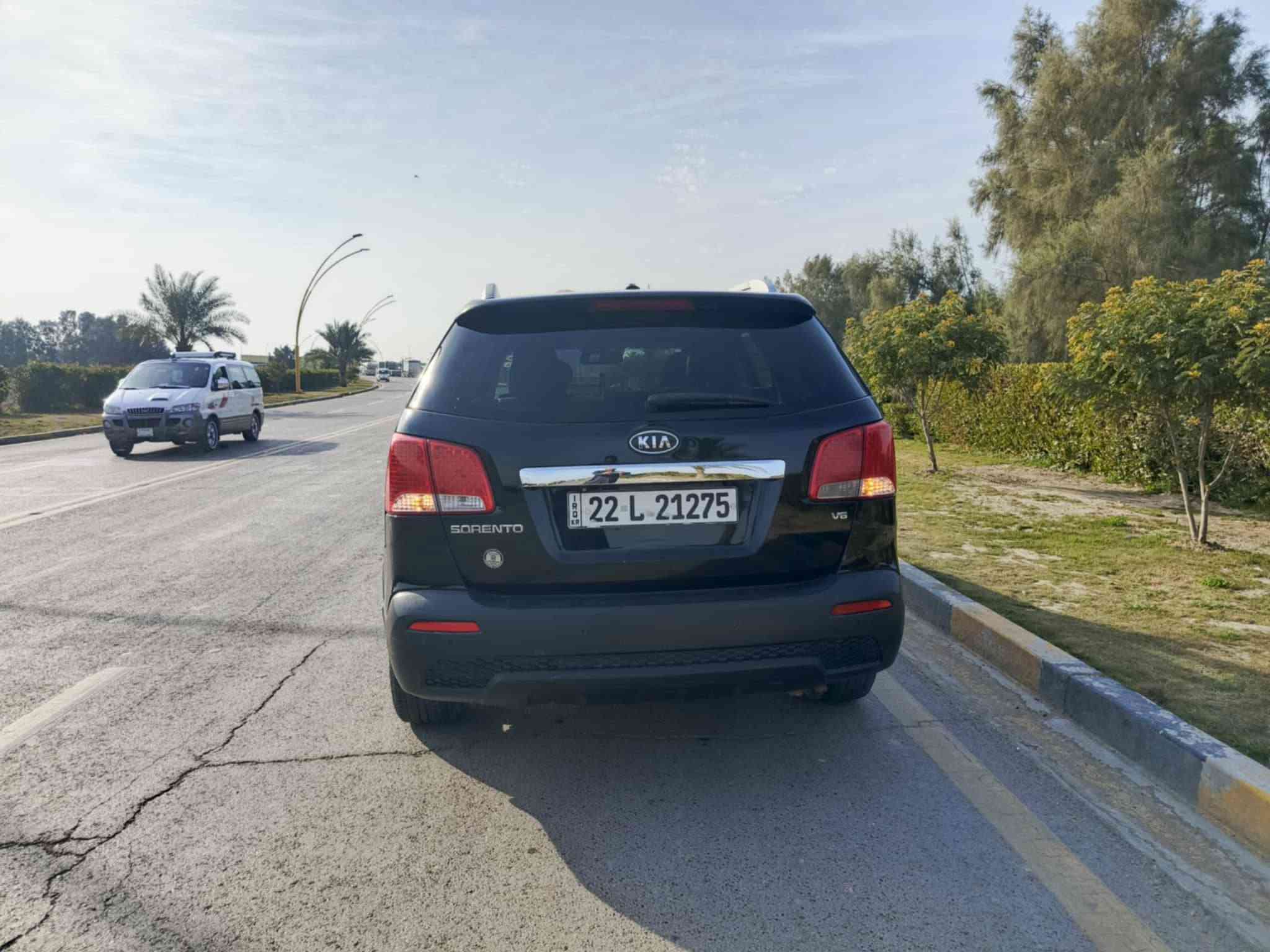 سورنتو 11 وارد امريكي رقم اربيل الجديد سنويه جديده تحويل أو وكاله حاضر ماشيه 140 mi السياره فول مواصفات بصمت تشغيل وبيبان 7 راكب ٣ قطع تبريد تبريد بلكشنات شاشه كامره دواره حساسات خلفيه دمام خلفي بنرامه كشنات كهرباء حساس كشن السايق  وبعد هواي مواصفات بيه محرك 6 سلندر جديد كير جديد تغم تاير جديد السياره كفاله من صبغ وتبديد حته بارد مابيه وسونار موجود بلمنشور   مكان بابل الحمزه الغربي استفسار ع ***********
