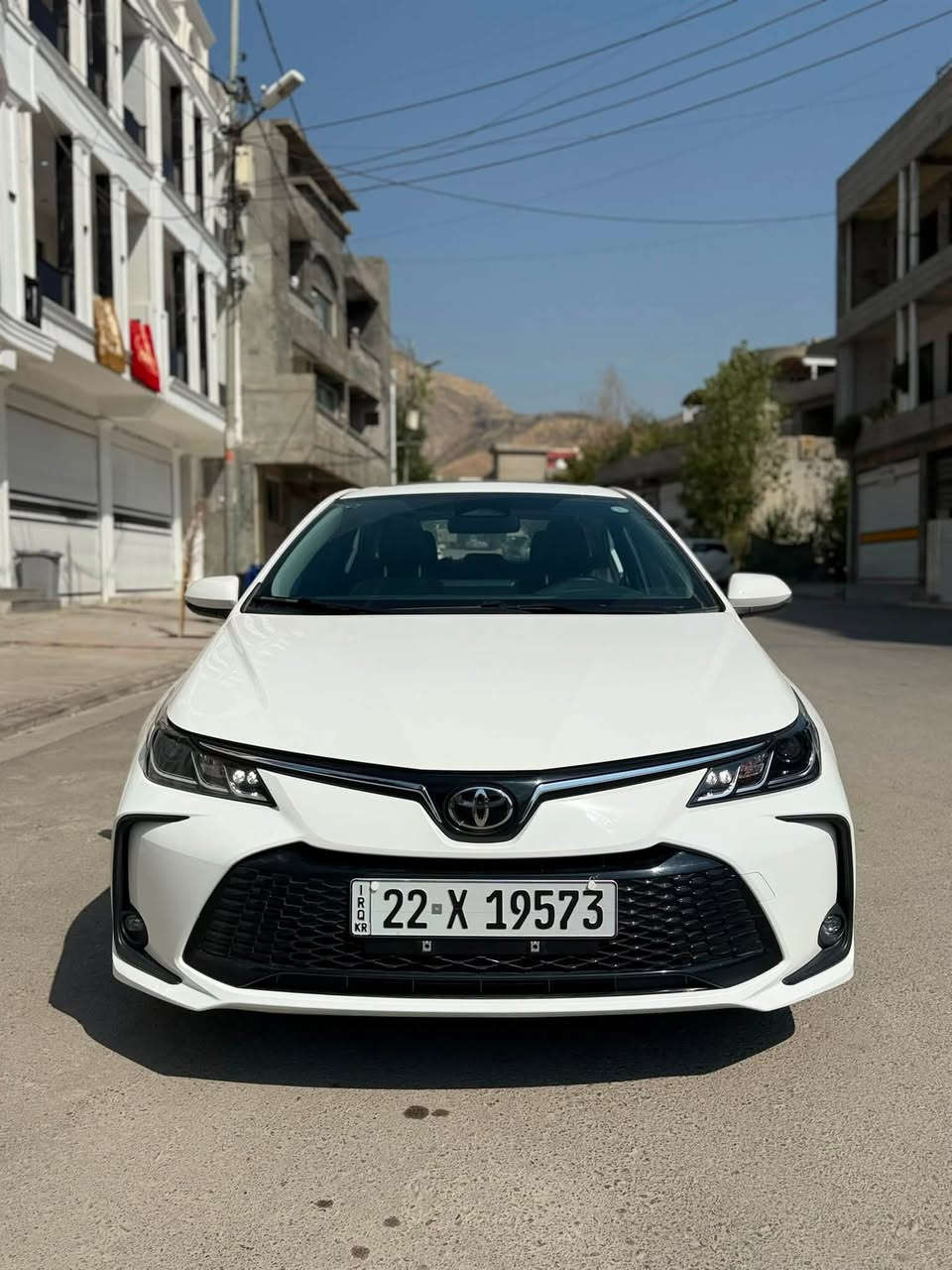 Toyota corolla  HEV
فول مواسەفات 
هیچی نیە 
هەموو شتێکی بە شەرت 
بۆ نرخ نامە بنیرە یان پەیوەندی بکە بە ***********
