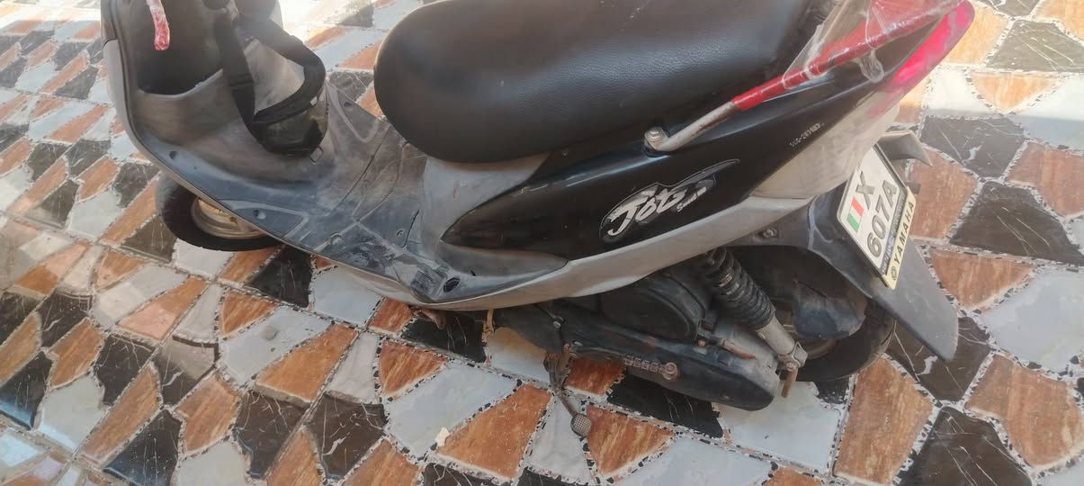 السلام عليكم للبيع مامفتوحه ابد بس بيه كعطه من تضخ بانزين للاخير سعر 650 عنوان البصره ابي الخصيب ***********
