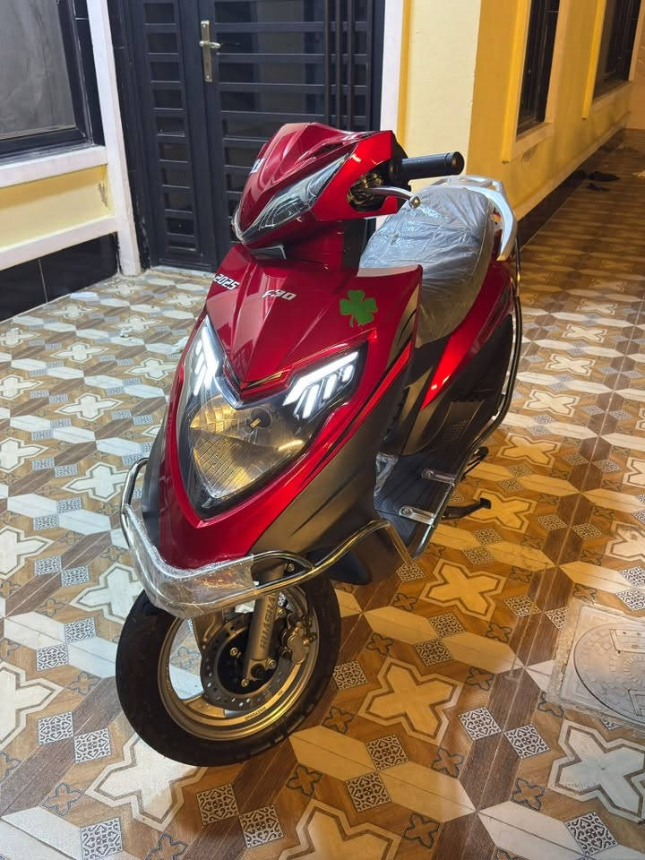 للبيع ….. هوشا F30 / 2025 ماليزي
اخت الزيرو جديده كلش📦
محرك110 cc 
ماشية 4 الاف حقيقي
على ايدي من الزيرو صارف عليها بس دهن وبانزين 
اشاير لد 
بگ لايت لد 
سويجات 2 
بعدها كتلوكات الشركه بيها ومري ما مشدودات مالها
محرك ناعم كلش
معروضه ب1500 وبيها مجال 
*********** واتساب
كوت
