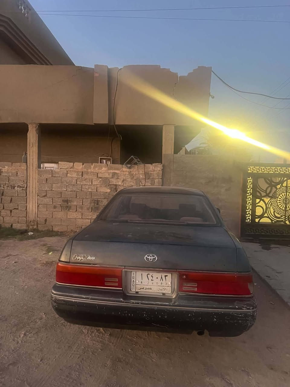 سلام عليكم للبيع كراون بطه منفصل ١٩٩٤ مكينه ثنين ونص و كير ذاك اليوم شادهن سياره خير من الله ترايك وين متريد السياره اصولي بدون كص ابلادي من كلشي بيها بارد بصيط بل جاملغ الخلفي اليسار السياره احله من اصور الله شاهد اصولي لحد يطبلي ايكلي السياره شبيها كصه السياره كل كصه ما بيها تجي شوف بعينك السياره معروضه ٤٠ وبيها مجال بسيط وترهم مراوس رقم انبار ***********بس اتصال ***********هاذا بس واتساب انهايته 4000 مكاني بغداد ابو غريب
