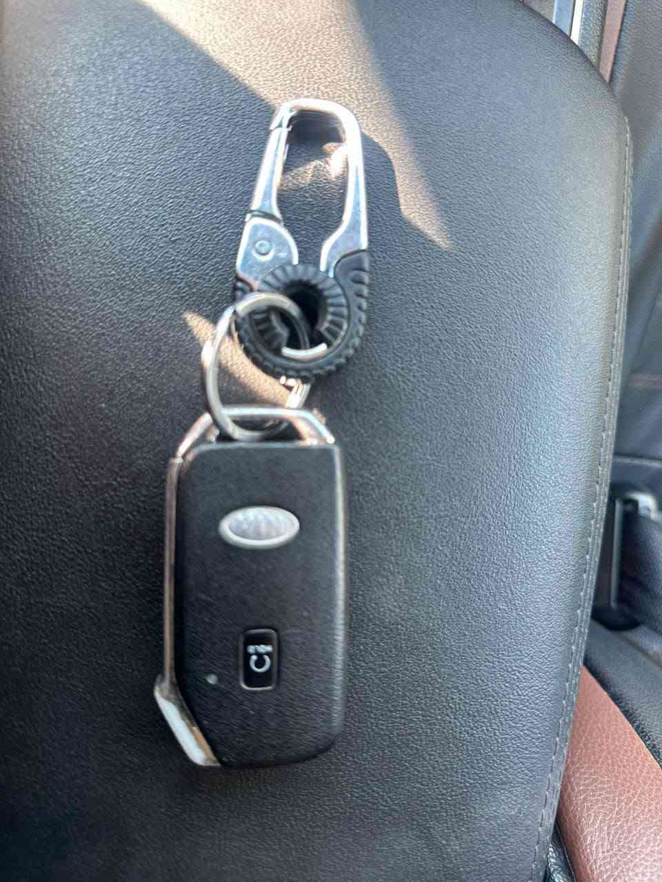 للتواصل واتساب فقط: ***********
ملاحظة: التواصل والاستفسار على الواتساب فقط.
🚘 للبيع كيا K5 موديل 2021
📍 رقم أربيل – سنوية حد
📌 الفئة: LX5
📌 اللون: رمادي
📌 الممشى: 22 ألف كم فقط
📌 السيارة كلش جديدة ونظيفة
✨ المواصفات:
تحكم ستيرن
LED + زينون أمامي
قيادة ذاتية
تدفئة كشنات
سايد بريك بصمة
رادارات جانبية
رادارات خلفية
كاميرا 360°
✅ السيارة مكفولة بالكامل
🇺🇸 الضرر من أمريكا: جامبلك أيمن، حادث بسيط جداً
✅ السيارة كلها بلادية
⚠️ الإيرباغ ما مضارب ومابي اي ضرر
💰 السعر: 148 ورقة، بيها مجال بسيط
