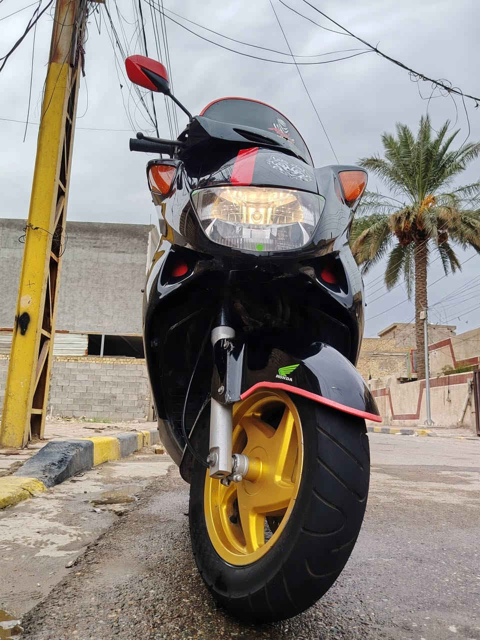 سلام عليكم دراجه 0.4 فور سايد كفاله عامه مكينه مكفوله ما مفتوحه جيب فيتر وافحص بيدك اوراق منفيس ومكاتبه بيه نقص شي بصيط كلش كيلو متر واكف بس كيج بانزين وحمواه شغالات 💥
سلام عليكم دراجه 0.4 فور سايد كفاله عامه مكينه مكفوله ما مفتوحه جيب فيتر وافحص بيدك اوراق منفيس ومكاتبه بيه نقص شي بصيط كلش كيلو متر واكف بس كيج بانزين وحمواه شغالات 💥
السعر 800 بيه مجال بصيط 
مكاني بغداد الحسينيه راشديه
