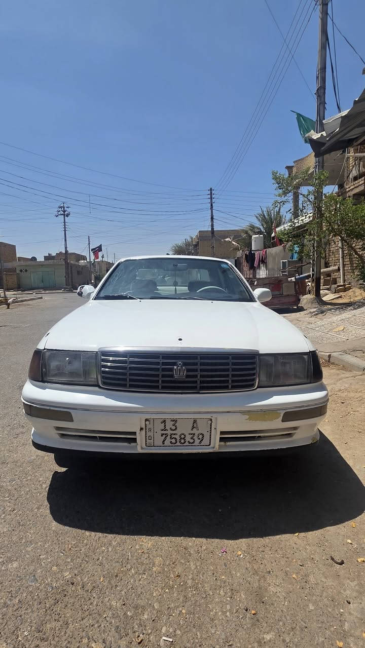 سلام عليكم سياره بطه موديل الفين مكينتها ثنين ونص رقمها ميسان كفاله من الكص وللنقل جثه جاهزه السياره تبريد ثلج🥶كربائيات كلها شغاله تخم تاير كشرتها حلوه نضيفه داخلها نضيف بس ابطاينها مال البيبان شويه تعبانه للستفسار اكثر اتصل ***********مكاني اعماره المجر الكبير
