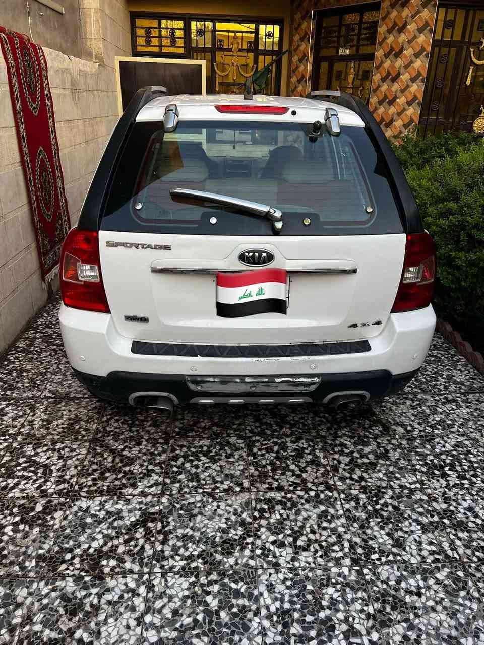 كيا سبورتج  خليجي2009
بيها صبغ جاملغ امامي كد شبر والخلفي على كد شبر، محرك وكير مكفول نضيف تبريد ثلج
سعر : ١٠٥
الهاتف : ***********
