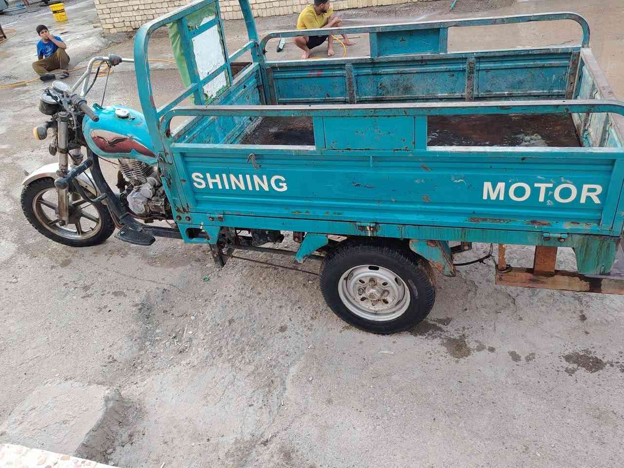 سلام عليكم ستوته صقر للبيع مديل ٢٠٢٠ بكاني بغداد العبيدي السعر مليون او ربع او بي مجال ***********
