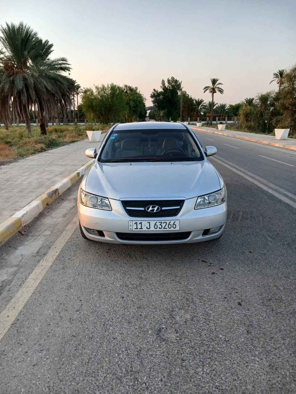 سلام عليكم سوناتا للبيع خليجي موديل 2006 بيه اربع قطع صبغ بدون اي دواخل مكينه كير تبريد حداديه تخم تاير جديد ويل 17 سياره تحويل مباشر ***********
