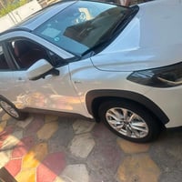 كورولا كروس • ٢٠٢٥ • هايبرد
