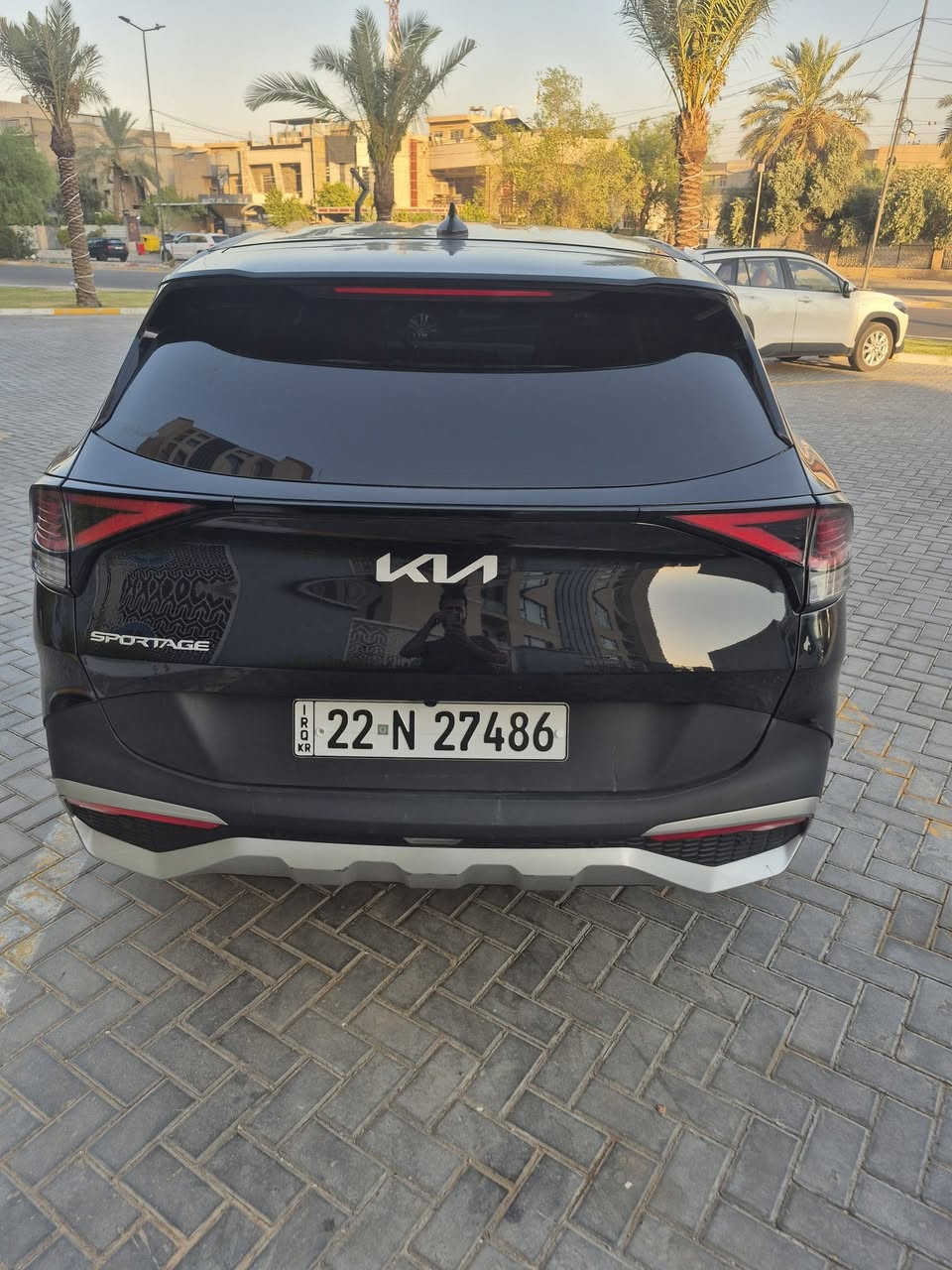 السلام عليكم
سبورتج 2024  EX
 وارد امريكي 
 فول عده الفتحة 
مكينة 2500 
ماشية 24 ميل 
بصمة وتشغيل عن بعد 
كشنات جلد 
تدفئة كشنات 
كشن كهرباء 
تبريد قطعتين 
حادثها سطحي ربع بنيد صبغ وجاملغ سكن
بدون دواخل بدون ايرباك 
السعر 184 وبيها مجال 
مكاني بغداد 
***********
***********
