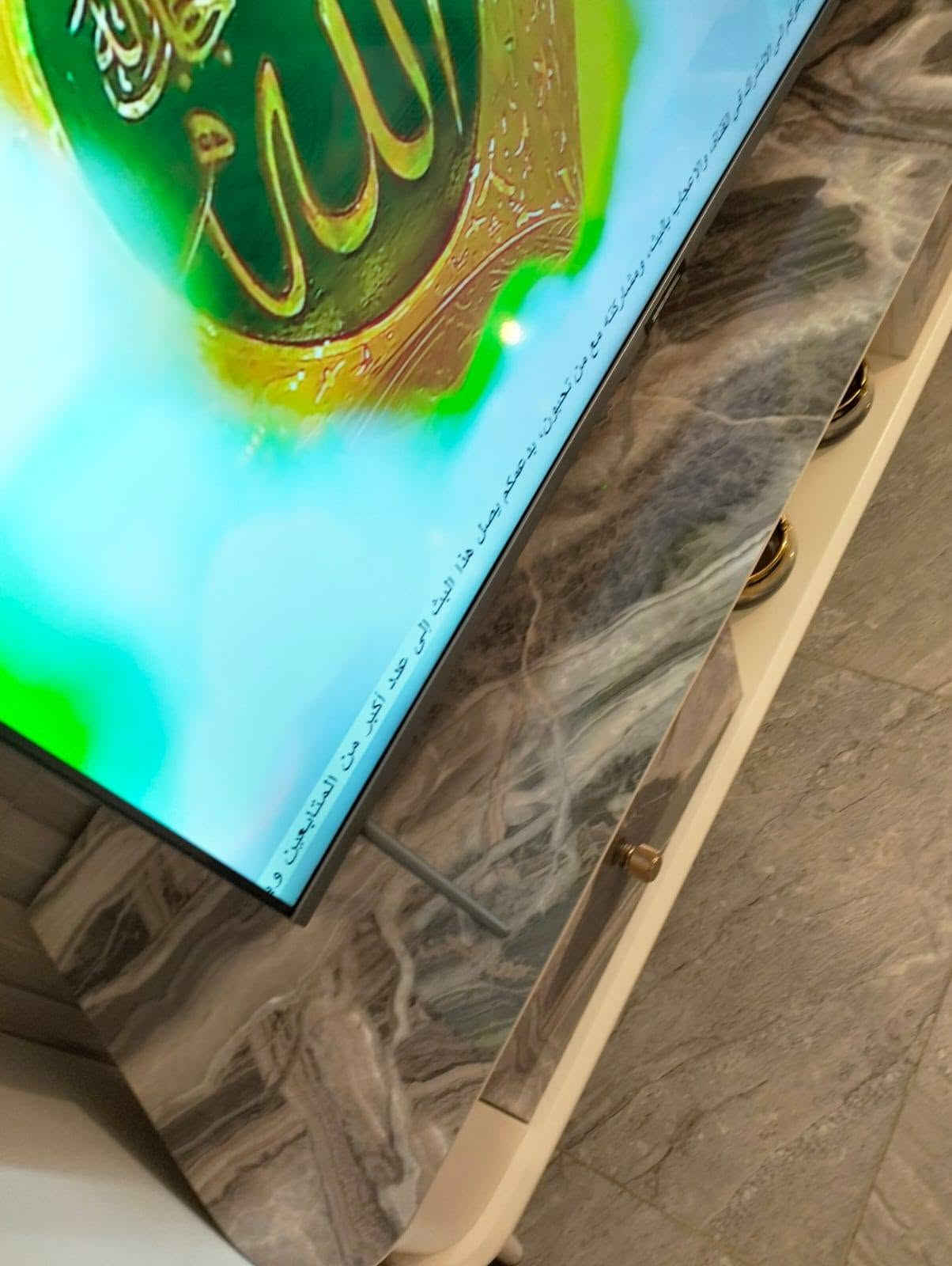 اتصال *********** نص تخم 5 مقاعد القنفه سرير مخزن  ميز مكتبي وميز بلازمه الغراض نضيفات جدااا مكان بغداد
