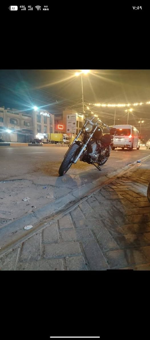 Yamaha virago 250

دراجه ما بيه هوايه نقوصات

مكينه لا تنقيص ولا تبخیر بس صوت بالخانه الاماميه بالكور

دراجه محويرين الضفيره الى قصيره يعني تشغيل وكلوب بس الدراجه كله ما عدا الخانه الاماميه

مكانه بغداد مدينه الصدر

رقم الهاتف *********** رسائل فقط

السعر ٦٠٠ وبيه مجال
