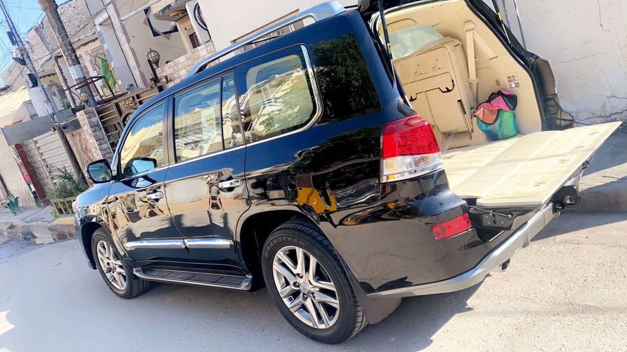 @لكزس. LX 570 Sport.   2015 للبيع

المواصفات الأساسية:

الموديل: 2015

الفئة: LX 570 Sport 

السعر 330 

داخلية لون بيجي

صفّان من المقاعد

نظام صوت Mark Levinson

الحالة:

المحرك والكير بحالة ممتازة ولم يتم فتحهما

السيارة بحالة الوكالة

سيرفس كامل ولا تحتاج أي مصروف

4 إطارات جديدة

لا توجد أي التزامات أو ديون على السيارة

السنوية جديده بسمي هزه جديده 

تحويل مباشر ووكالة جاهزة

المواصفات:

تشغيل ودخول ذكي (بصمة)

نظام مانع الانزلاق

شاشة معلومات

مقاعد جلد

ذاكرة للمقاعد

ثلاجة

5 كاميرات

مصابيح زينون

فتحة سقف

مرايا كهربائية

مكيف هواء أوتوماتيكي مزدوج

أوضاع قيادة Eco وSport

العديد من المواصفات الأخرى
رقم الهاتف: ***********
