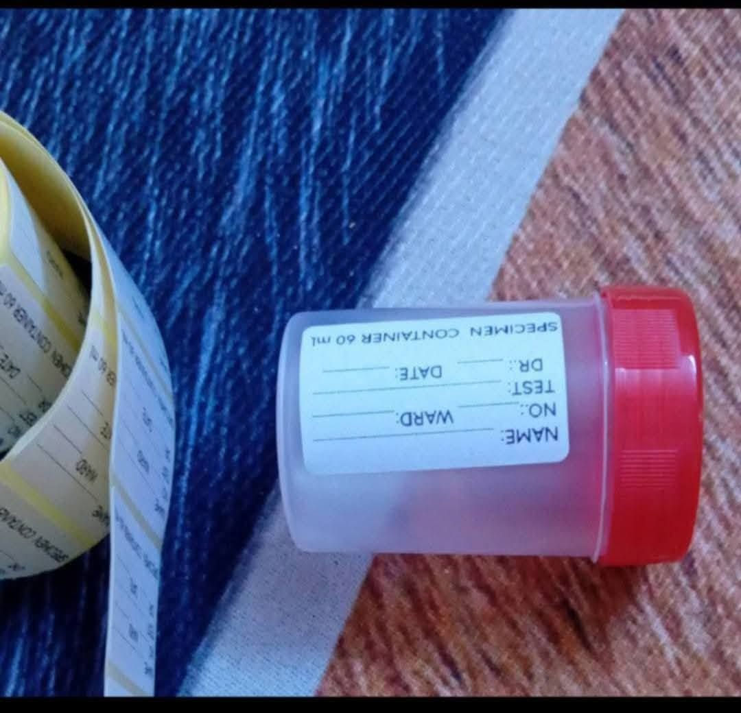 قالب علبة تحاليل 8 عين تركي 
 قالب غطاء 8 عين  تركي 
وزن العلبة 6 غرام
وزن الغطا 2 غم 
طابعة رول استيكر صغيرة 
العنوان بغداد
 ***********
